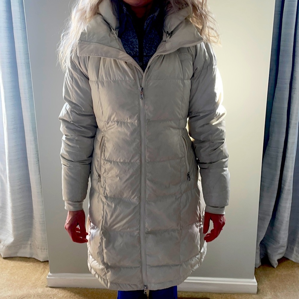Women’s North Face Parka (Gardenia White) - Small